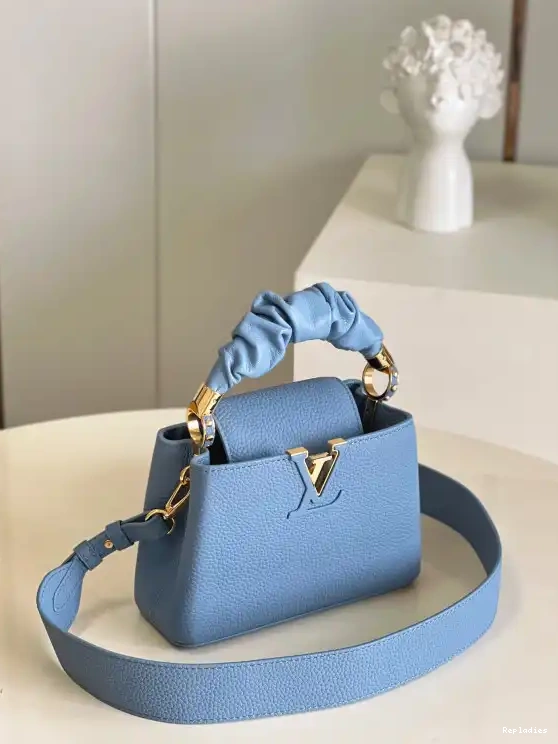 Rep ladies LOUIS CAPUCINES VUITTON MINI 0501